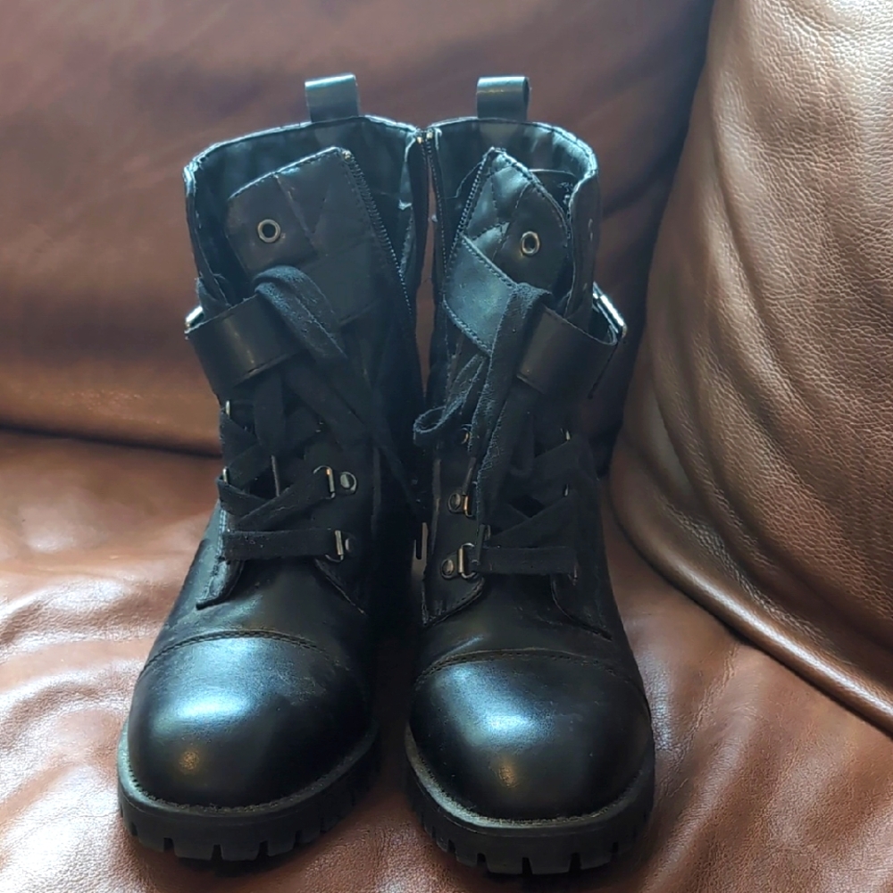 Women's Black Combat Boots cute size 10